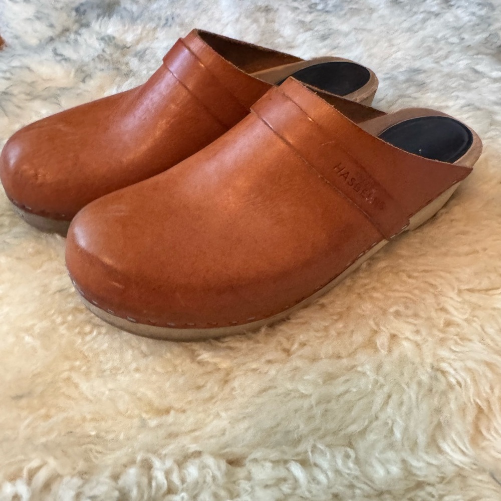 Swedish Hasbeens Brown Leather Clogs